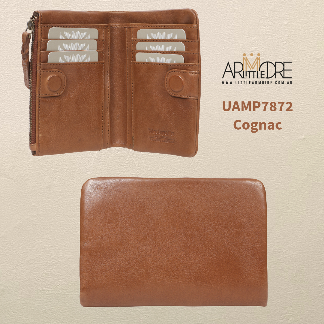 Soft Washed Leather Medium Size Wallet with magnetic UAMP7872