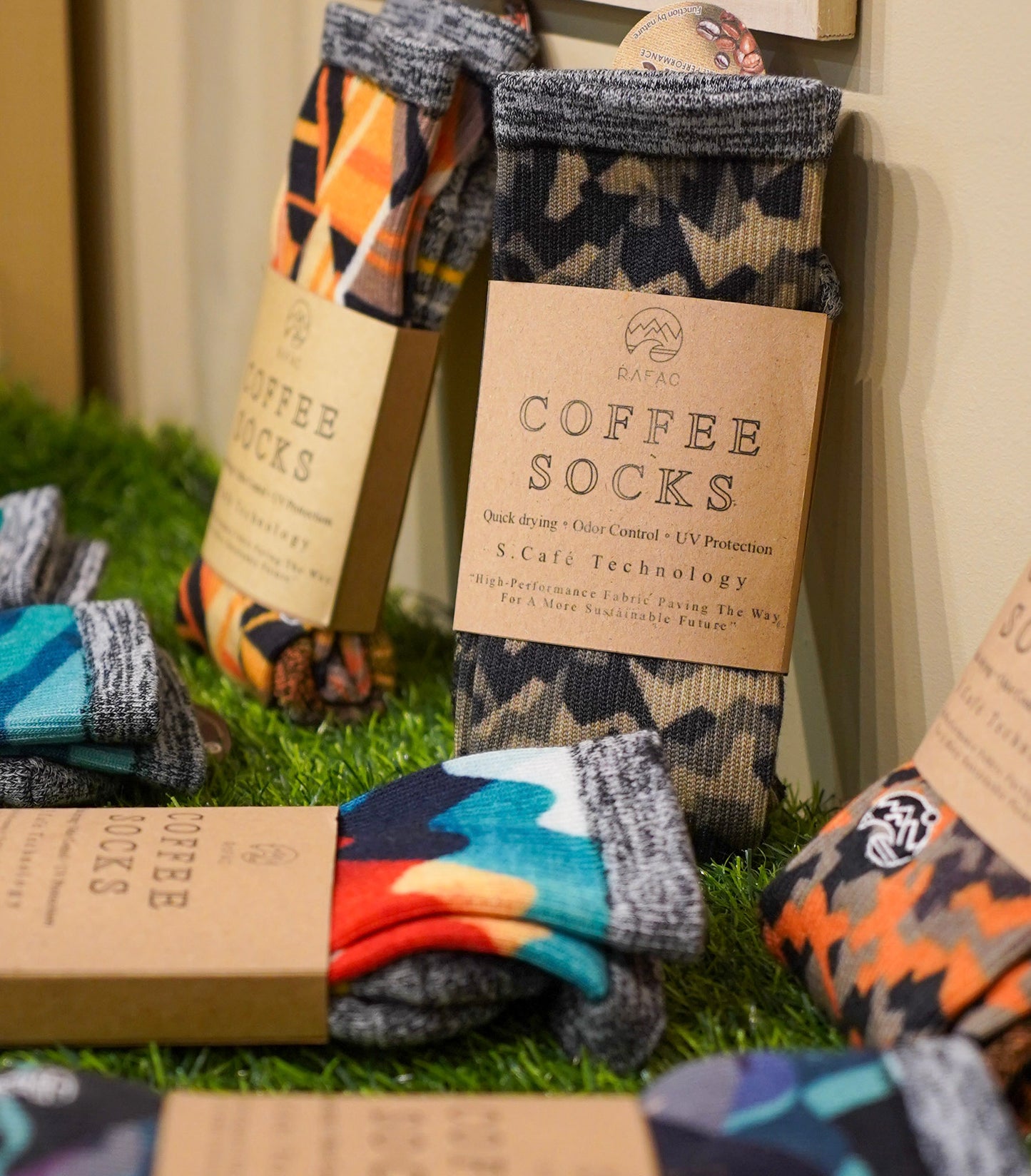 RAFAC Coffee Yarn Socks - Wildlife Series: UARFWL2325A for Adult