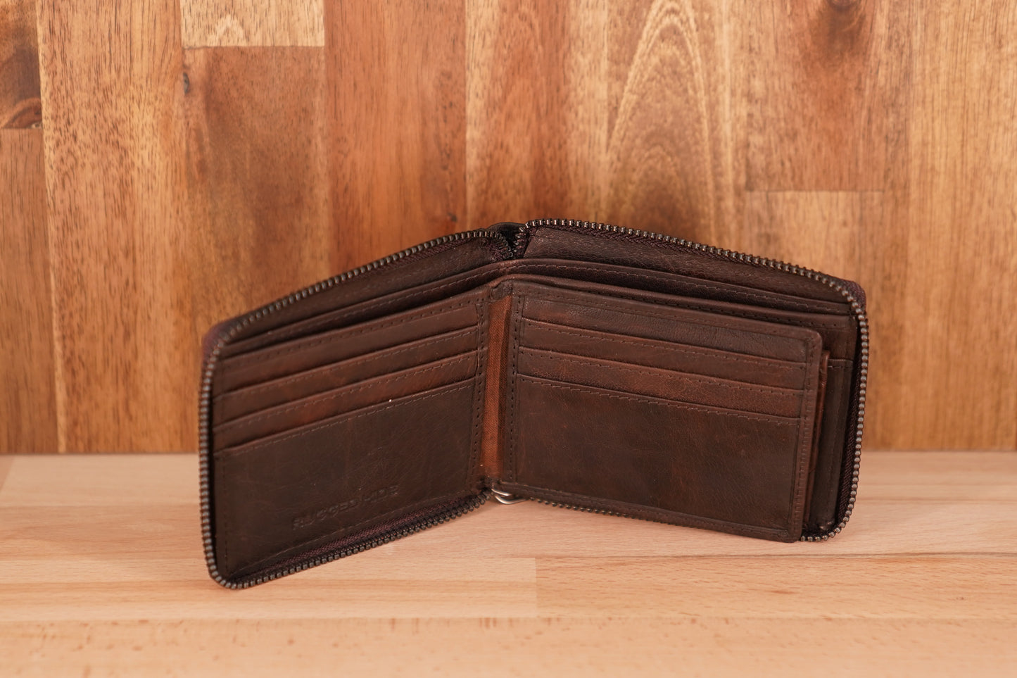 LA6001 Zipped Around Leather Wallet