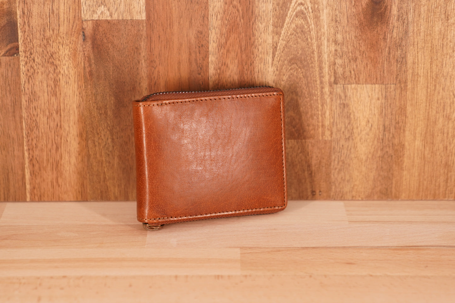 LA6001 Zipped Around Leather Wallet