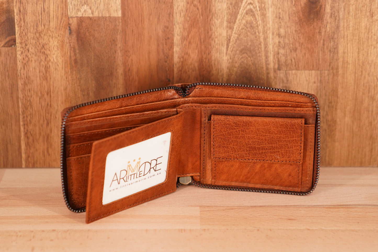 LA6001 Zipped Around Leather Wallet