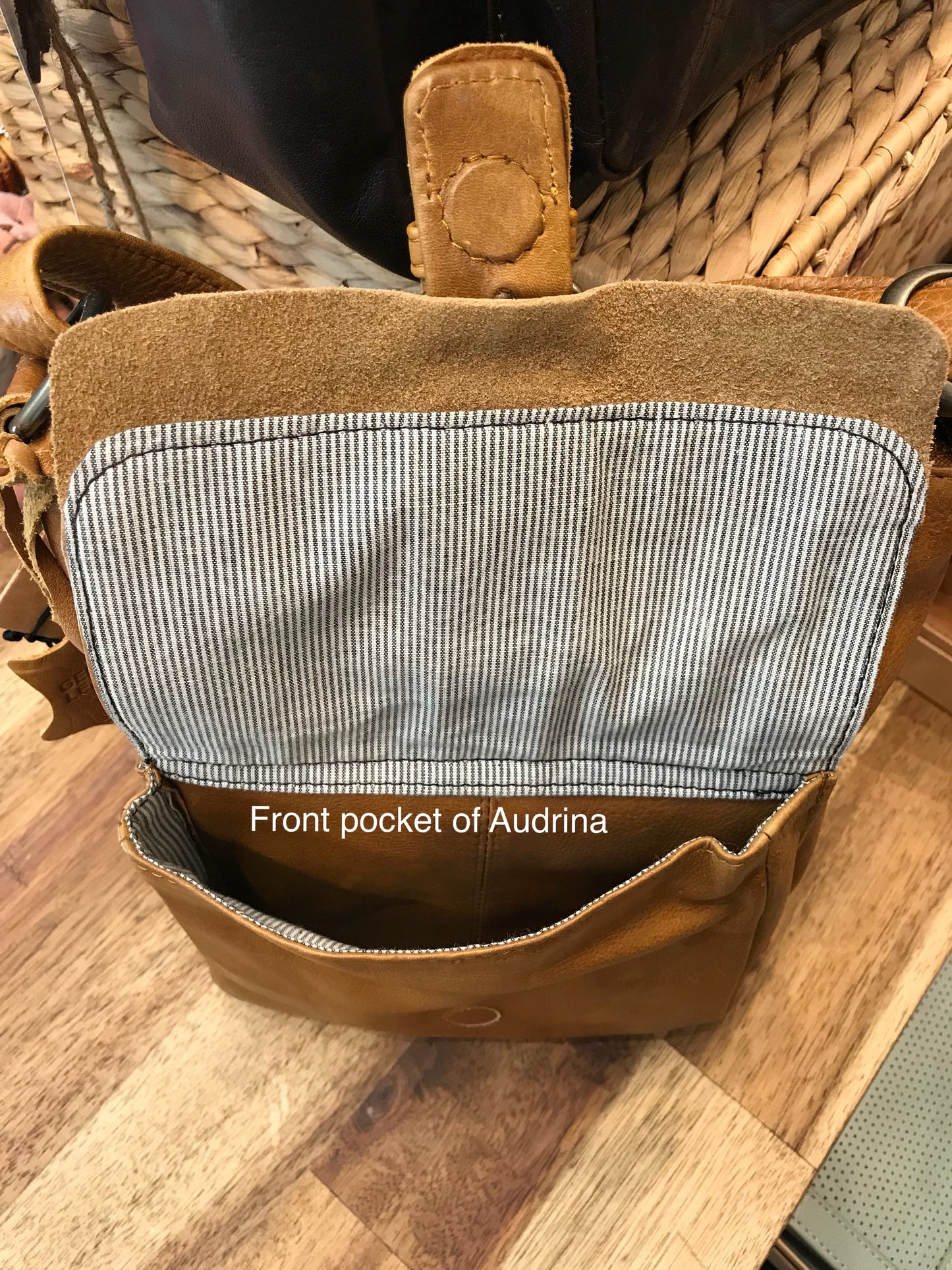 Rugged Hide RH-9526 Audrina Cross Body Leather Bag - Little Armoire - Online Leather Goods Store Australia