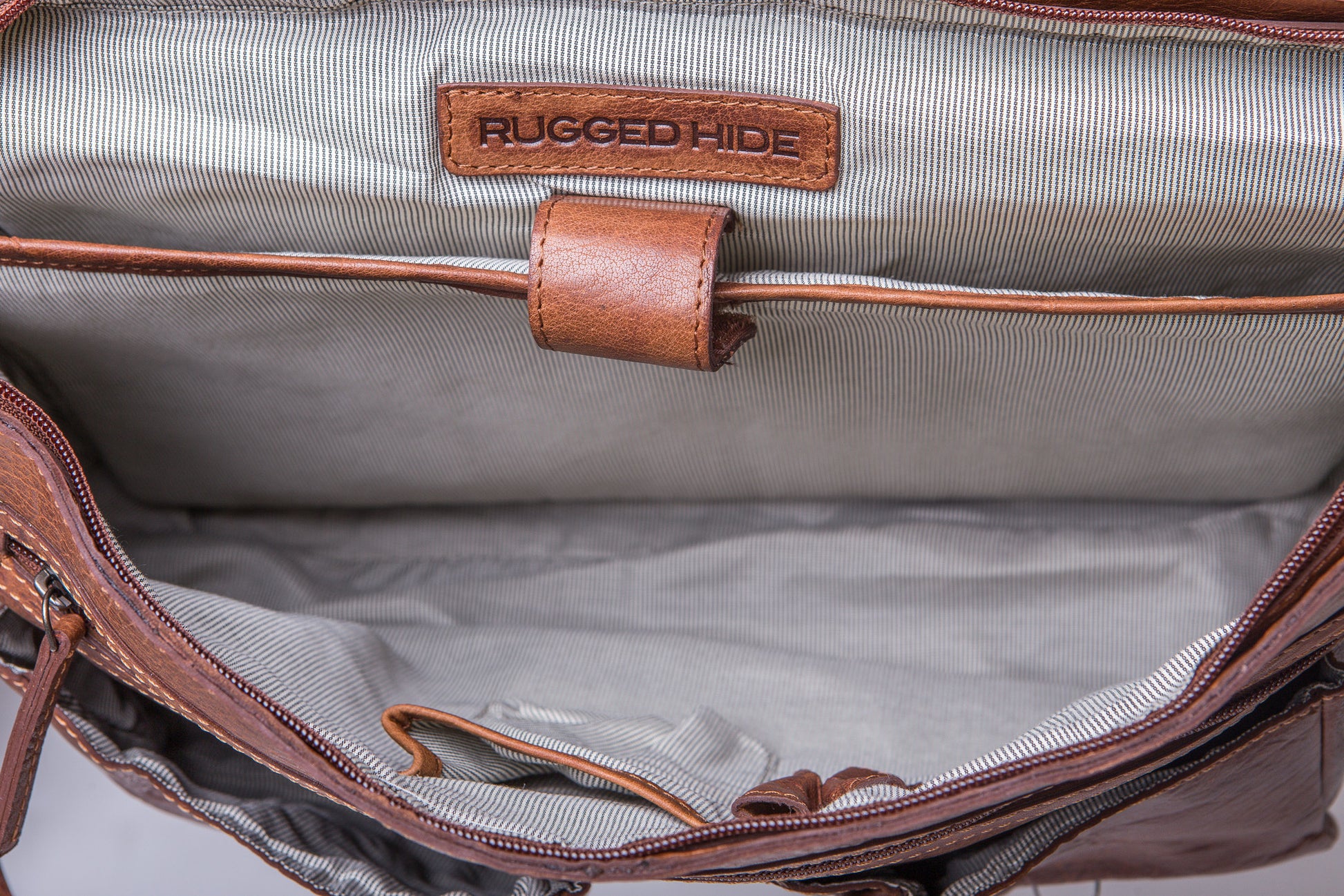 Rugged Hide RH-6000 Emerson Classic Laptop Bag - Little Armoire - Online Leather Goods Store Australia