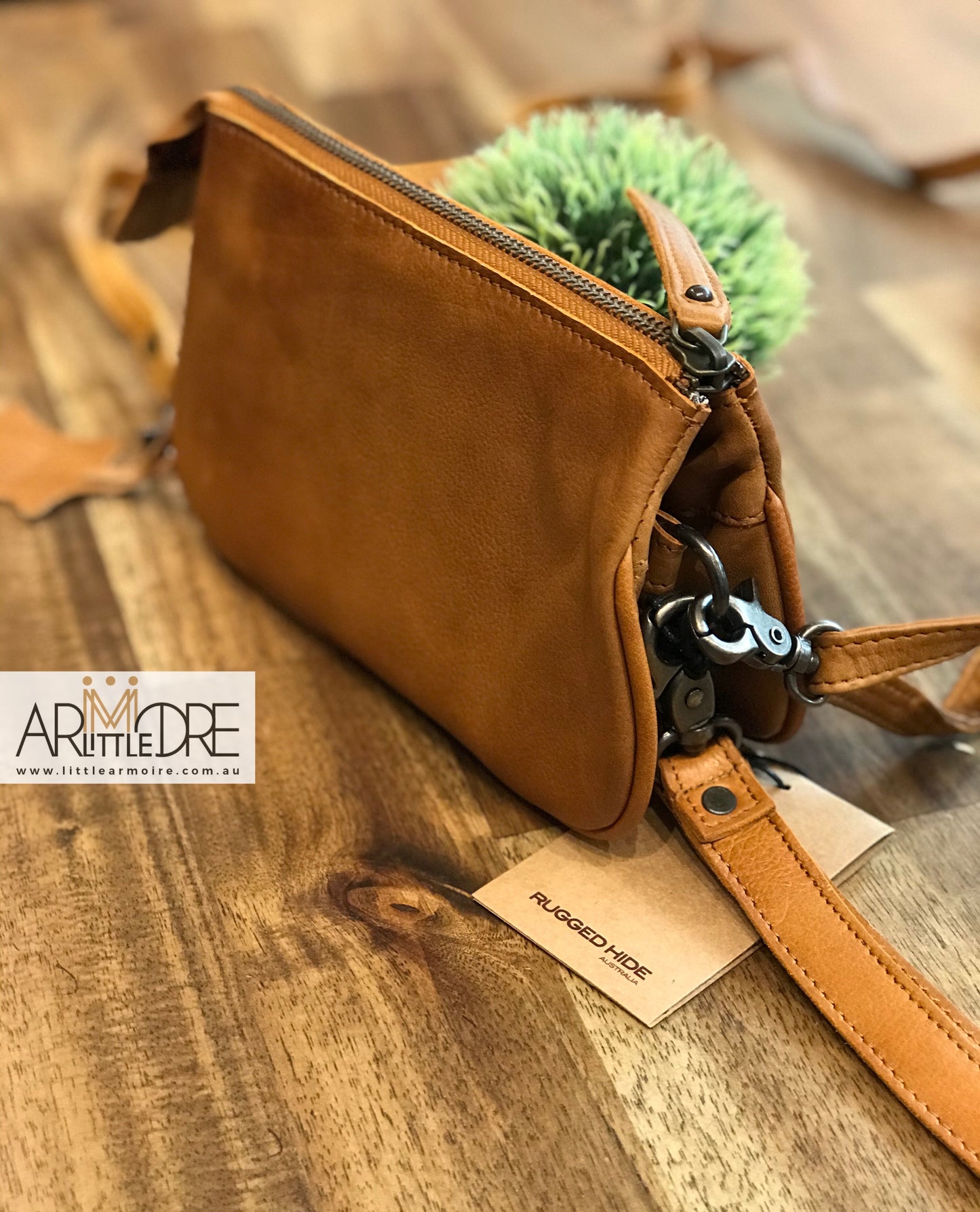 LA74611 Wallet / Clutch / Wristlet / Cross Body bag