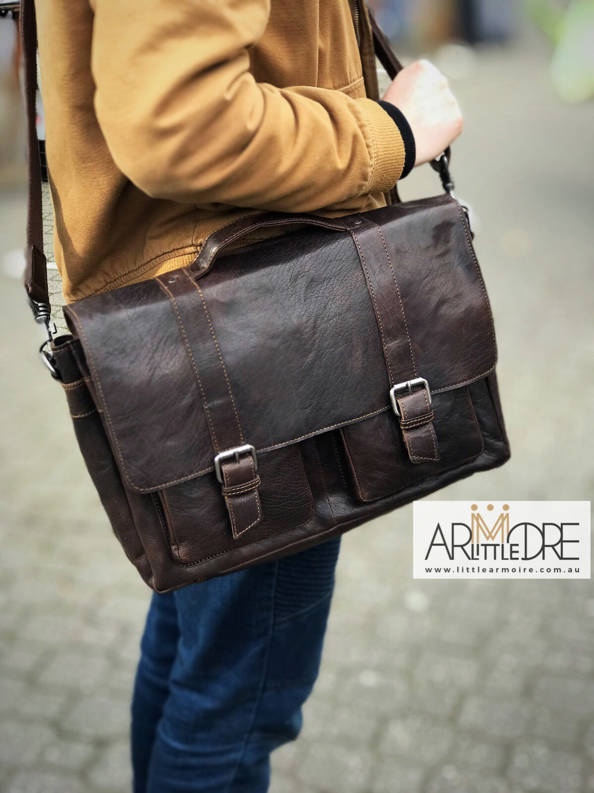 Classic Men's Messenger / Laptop Bag UARH6000