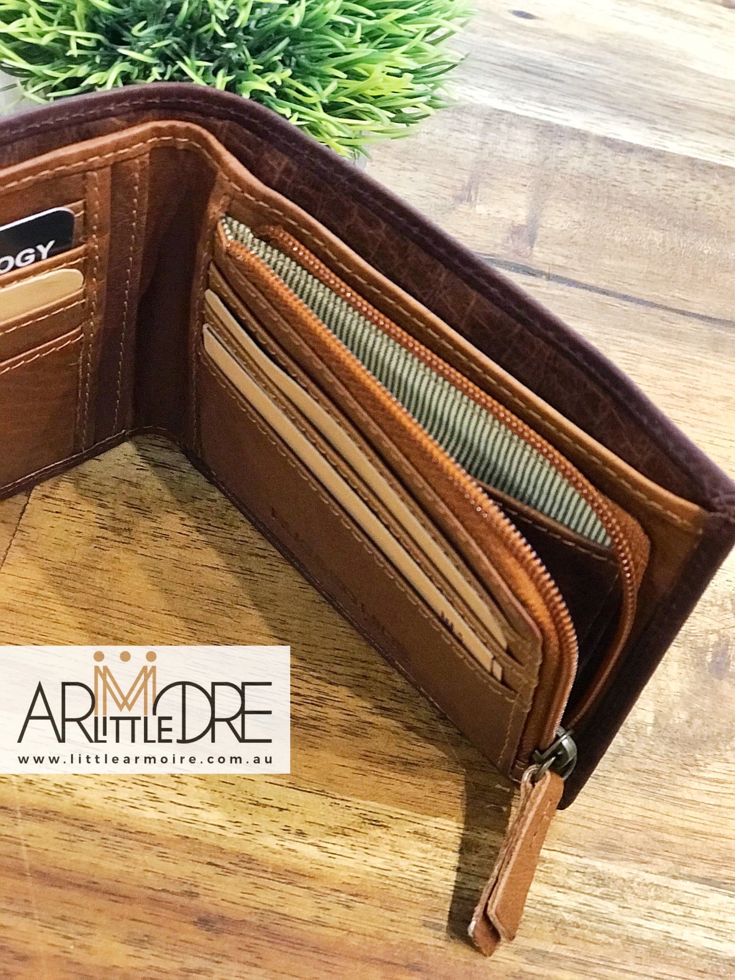Two Tone Leather Wallet with Coin UARH3181
