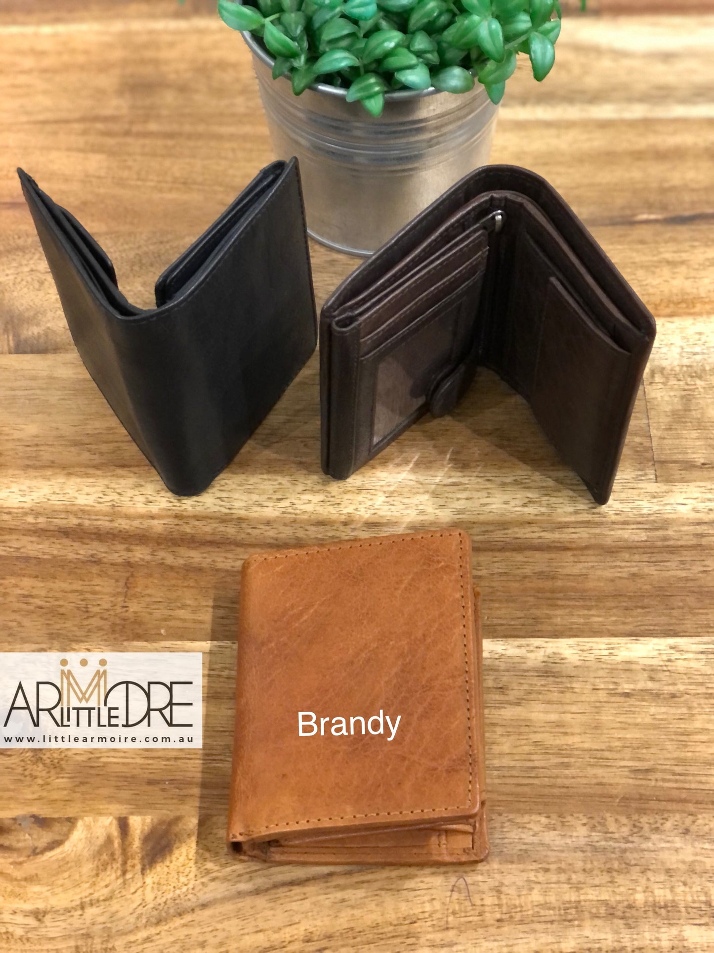 Men's Lightly Oiled Rugged Bi-Fold Wallet UARH1424 Scott