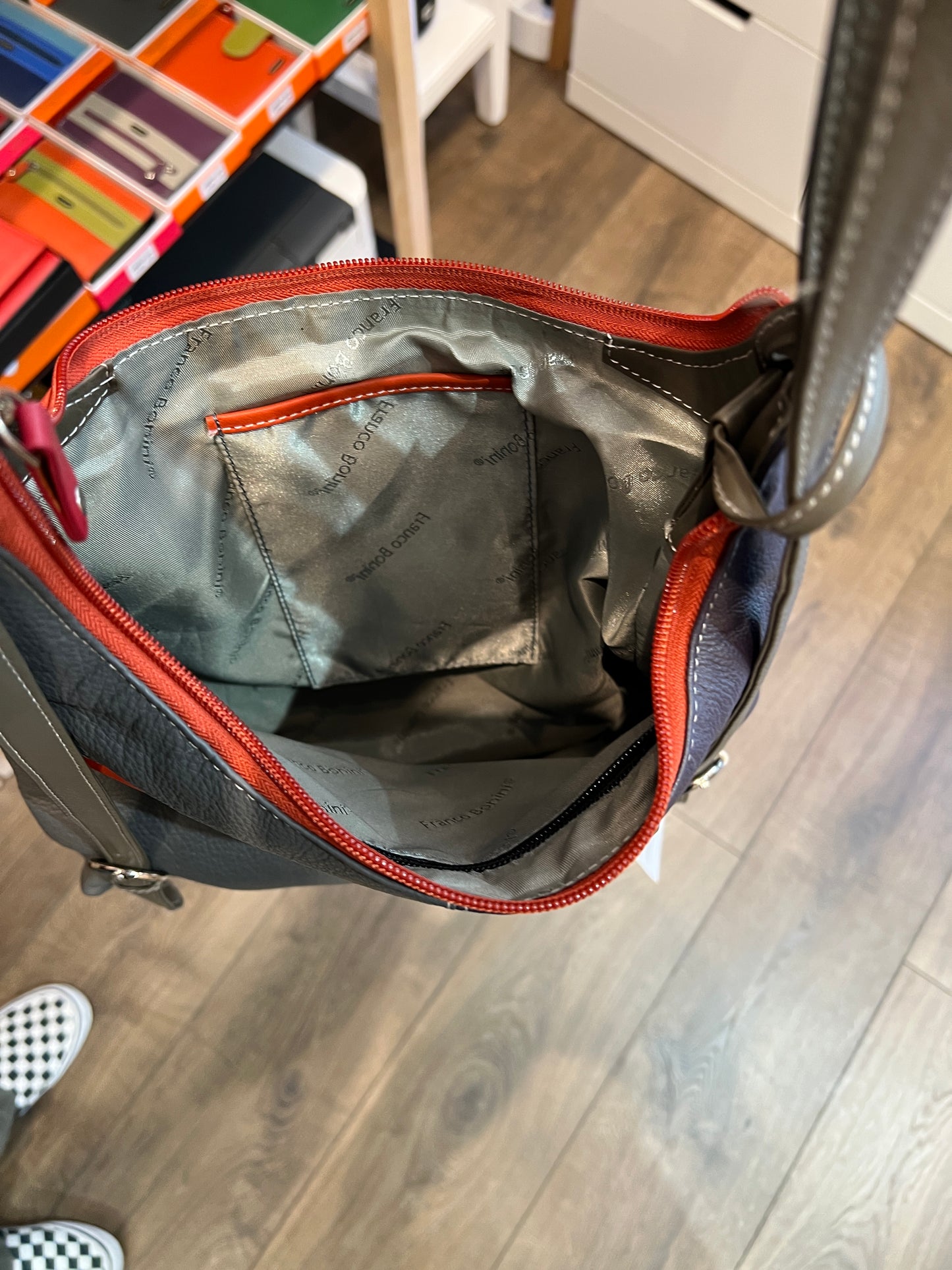 Convertible Leather Shoulder Bag / Backpack UAFB207
