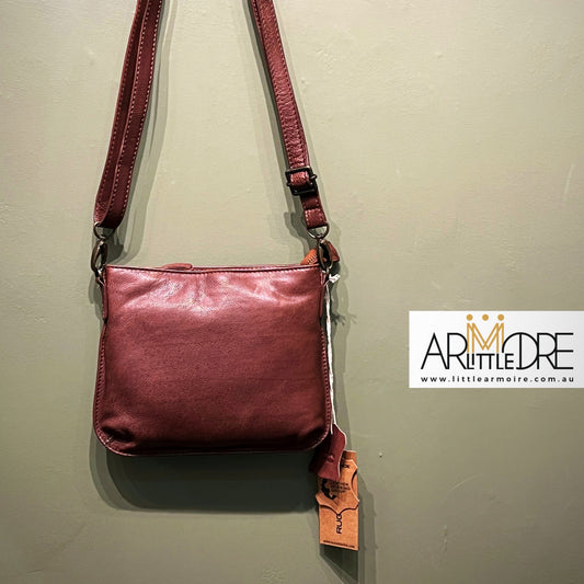 Rugged Hide Tokyo Soft Leather Crossbody Bag ( Small ) UARH2504