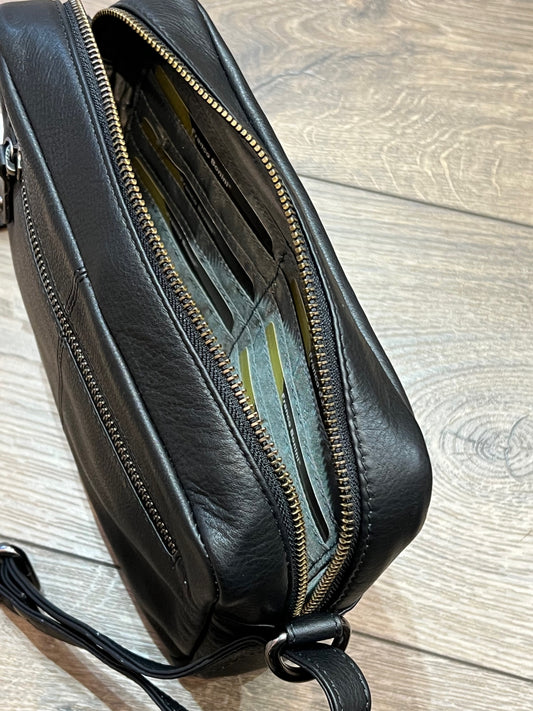 Leather Shoulder / Cross Body Bag UAFB160035