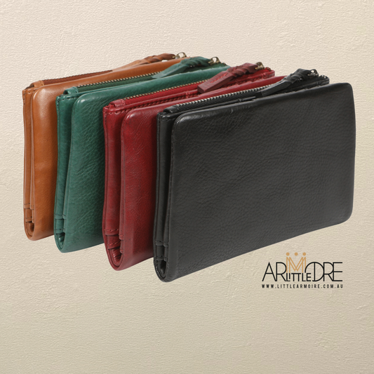 Soft Washed Leather Medium Size Wallet with magnetic UAMP7872