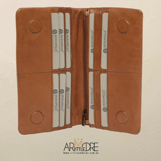 Soft Washed Leather Bid Fold Full Size Wallet with magnetic UAMP7887