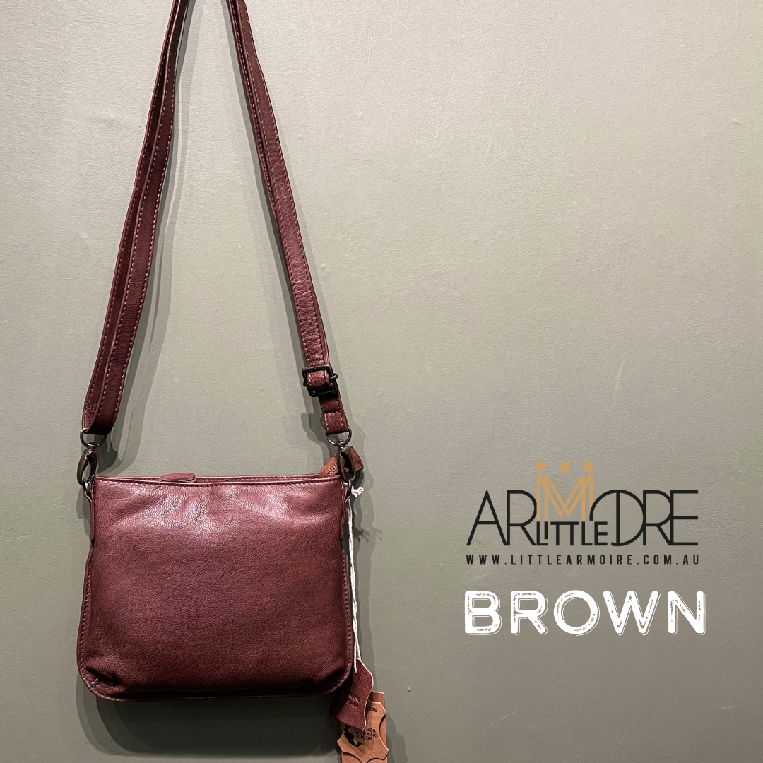 Rugged Hide Tokyo Soft Leather Crossbody Bag ( Small ) UARH2504