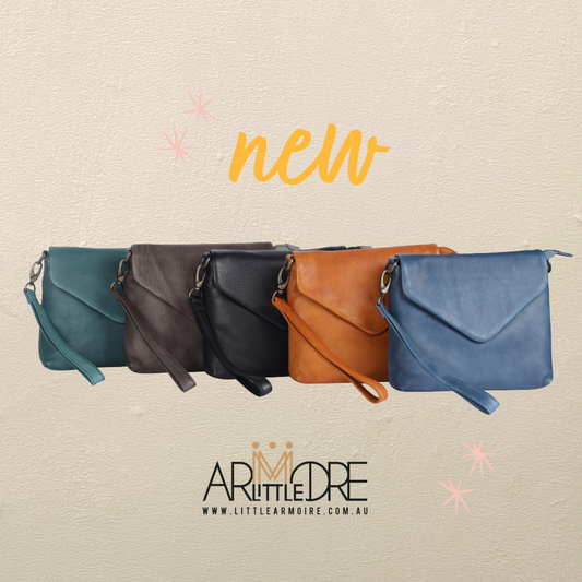Soft Leather Envelope-Style Crossbody Bag UARH2557 WINMALEE