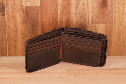 LA6001 Zipped Around Leather Wallet