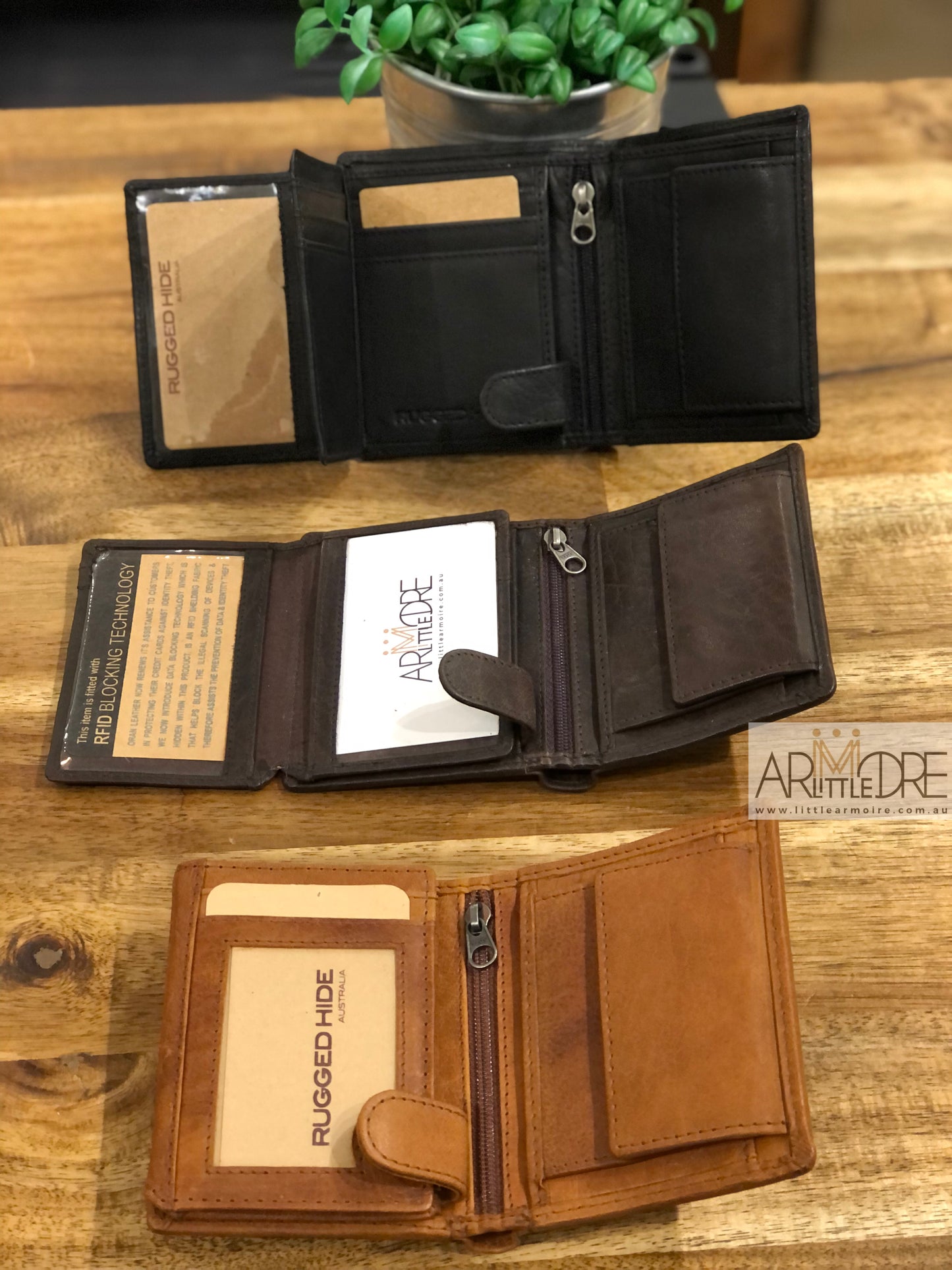 Men's Lightly Oiled Rugged Bi-Fold Wallet UARH1424 Scott