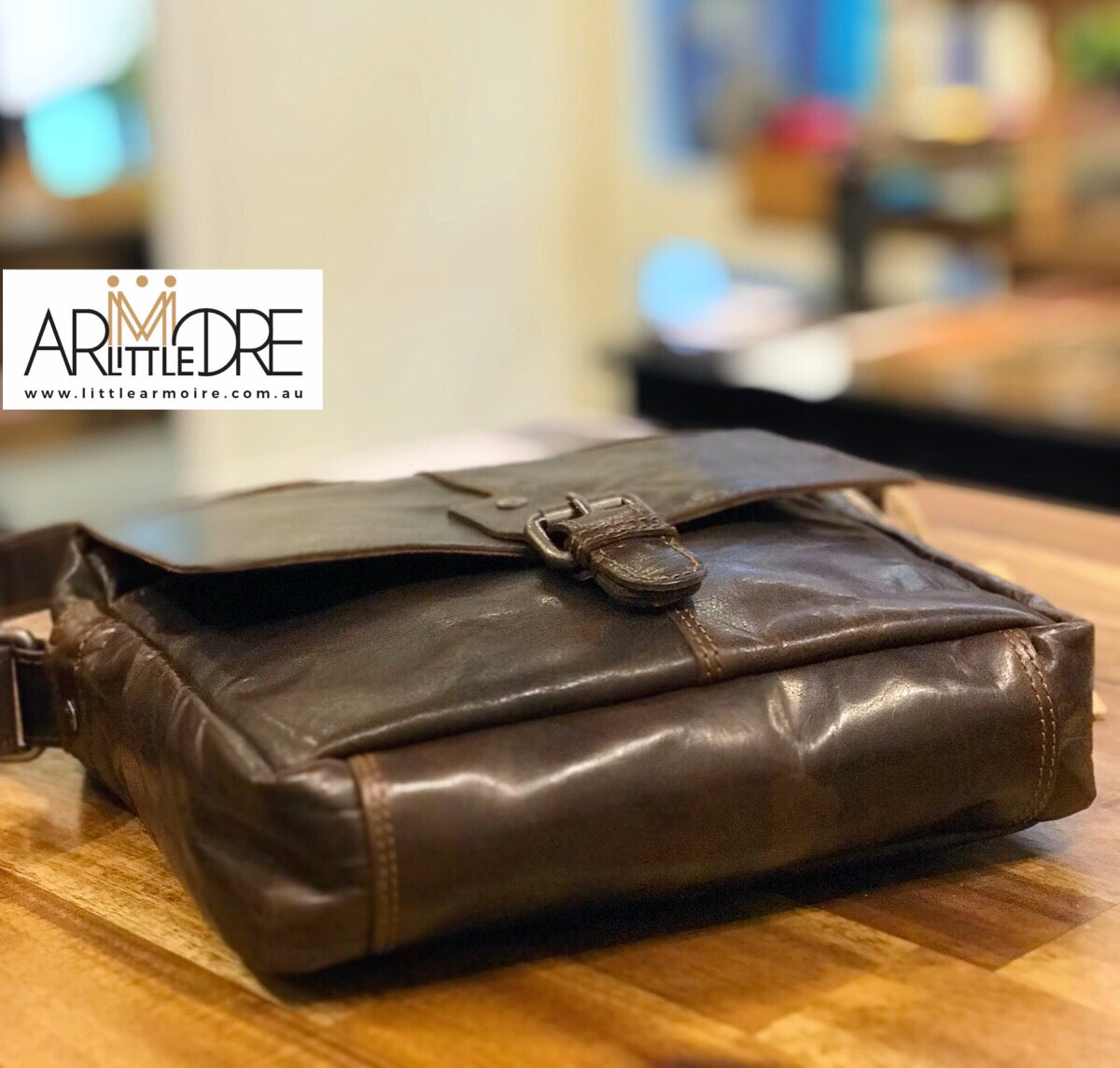 LA2006 Wyoming Vintage Leather Bag for Tablet