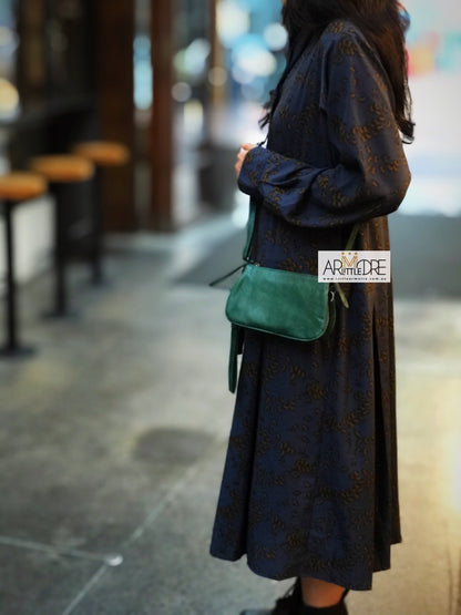 LA74611 Wallet / Clutch / Wristlet / Cross Body bag