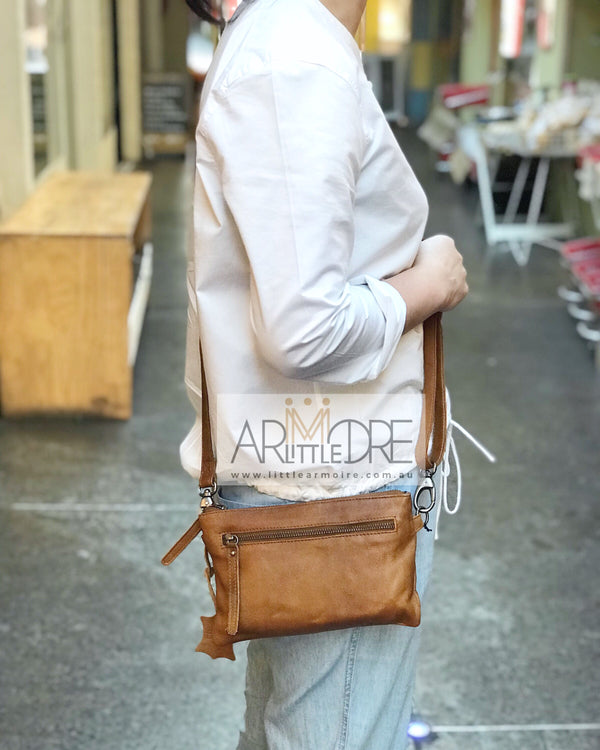 Rugged Hide RH-11287 Kingston Small Cross Body Leather Bag - Little Armoire - Online Leather Goods Store Australia