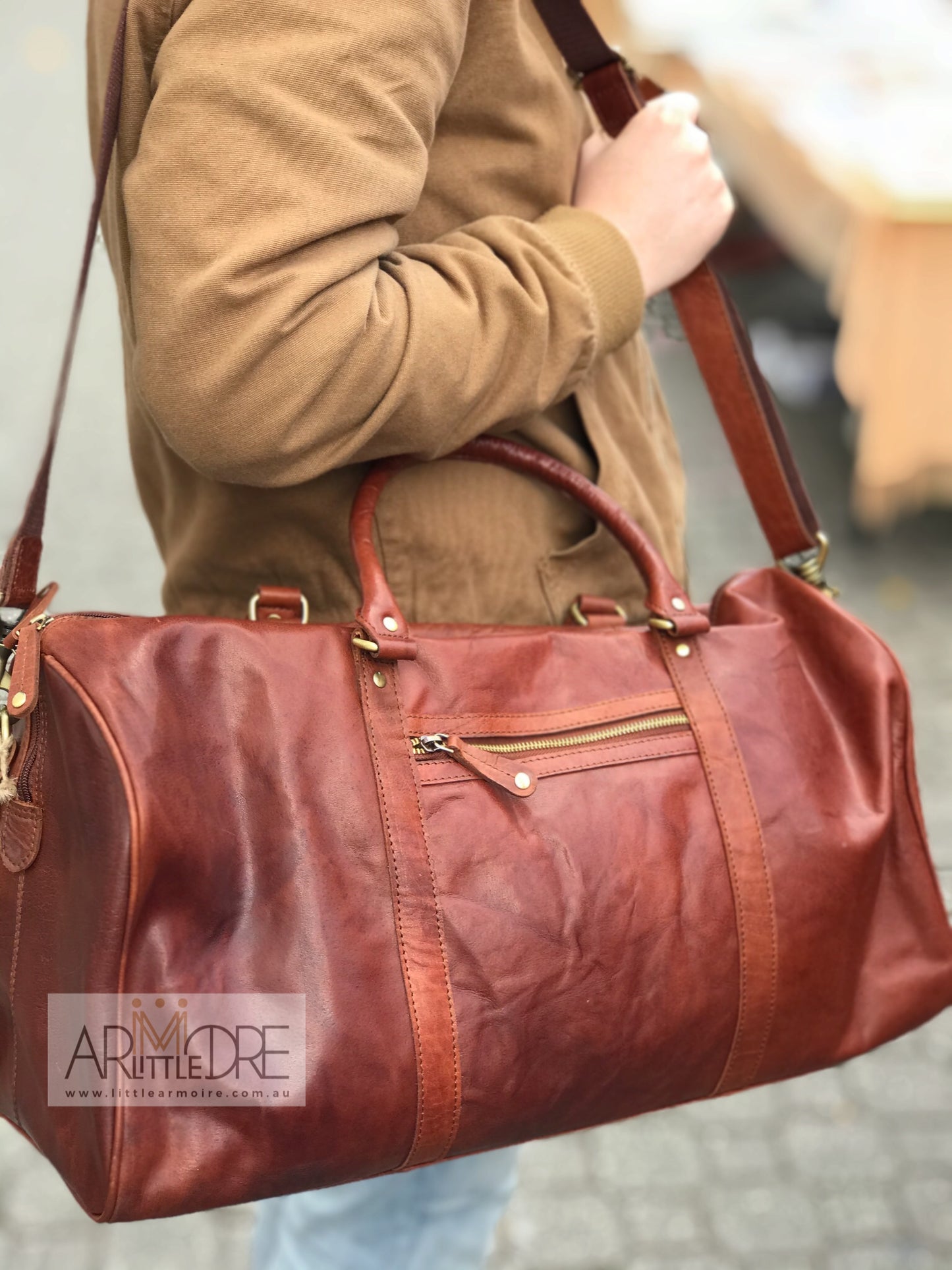 Leather Luggage Bag with Trolley Strap UARH234 London