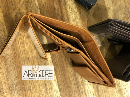 Men's Lightly Oiled Rugged Bi-Fold Wallet UARH1424 Scott